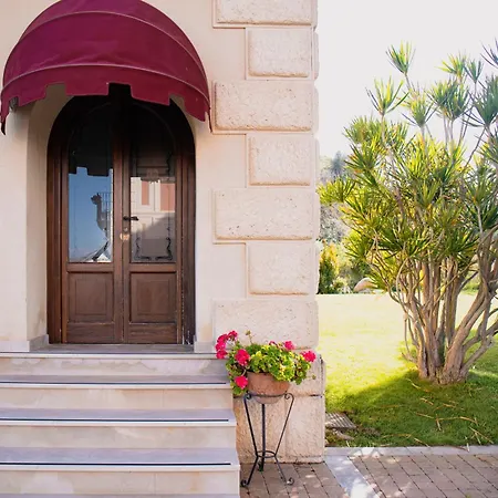 Relais Giuliana Hotel