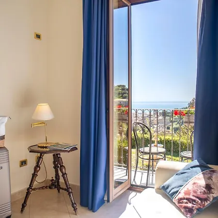 Relais Giuliana Hotel