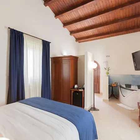 Relais Giuliana Otel 4*