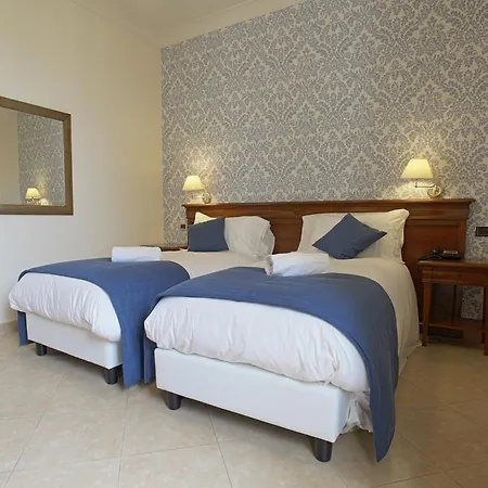 Hotel Relais Giuliana 4*